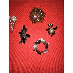 Silver tone Brooches 5 Pieces, Vintage,